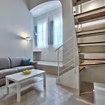 Spinola Park - The One Bedroom Loft